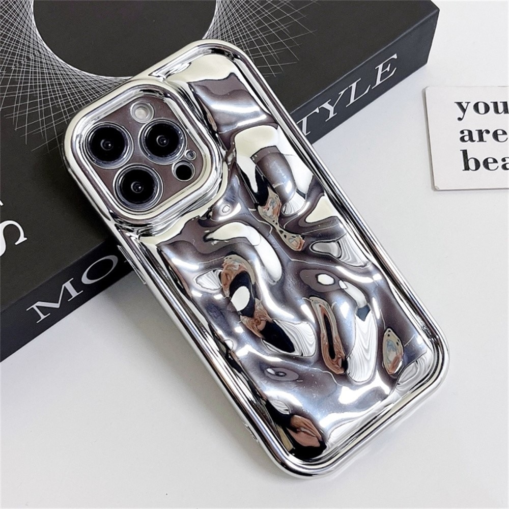 iPhone 16 Pro Wavy TPU Case Silver