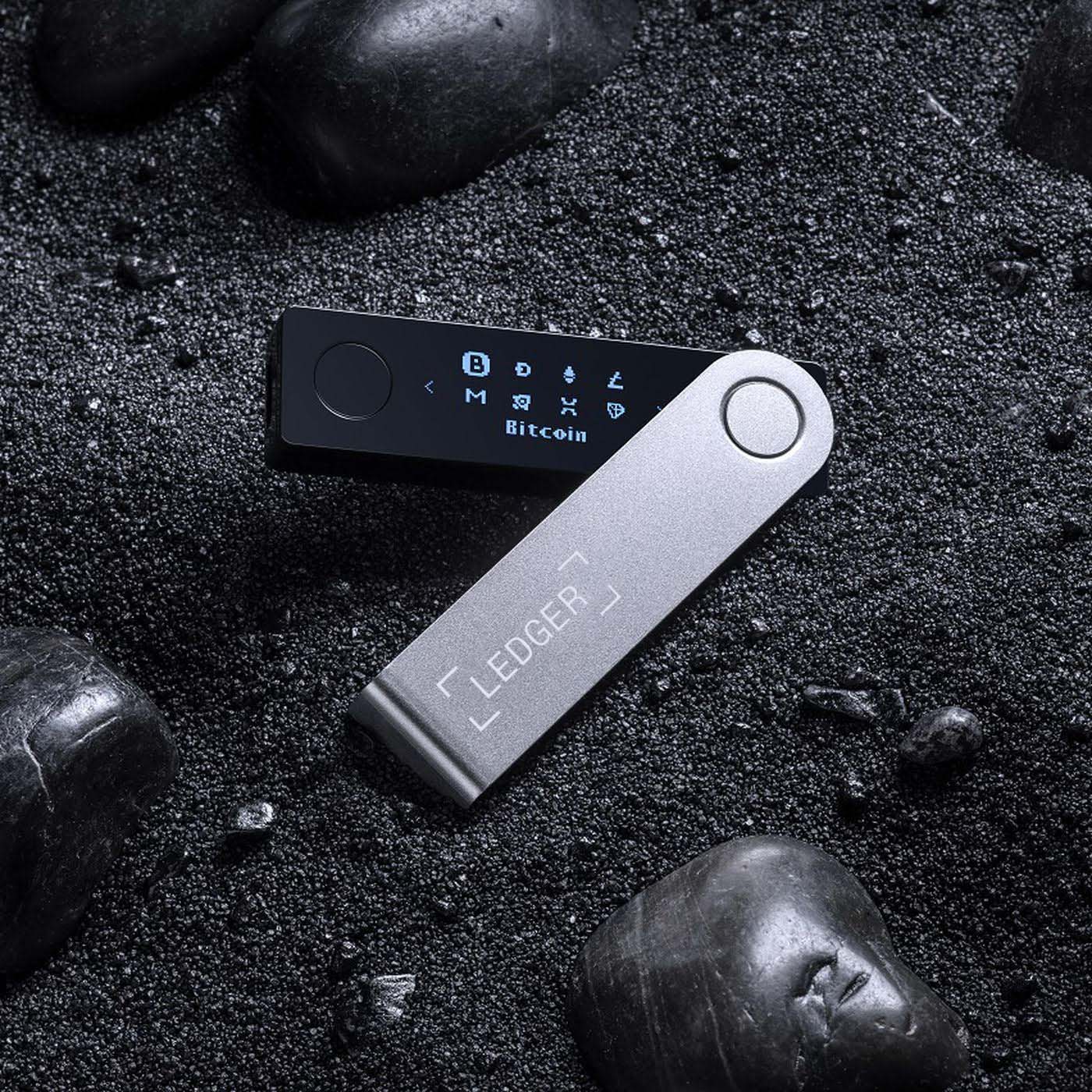 Nano X Crypto Hardware Wallet Black